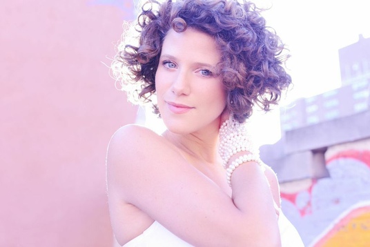 french-jazz-singer-cyrilleaimee-performs-blujazzakron-nighttown-wed