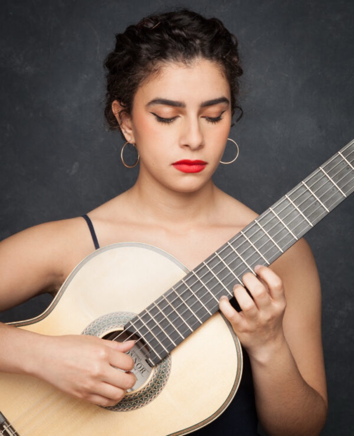 Young Puerto Rican Classical Guitarist Makes Her Cleveland Debut