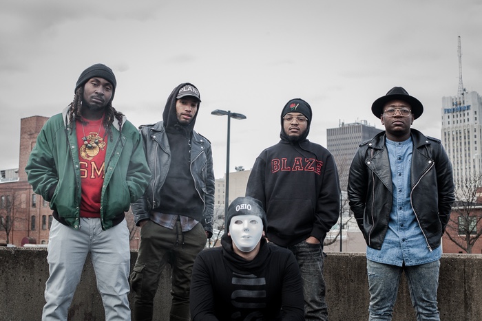 Downtown Akron Kicks Off Summer with "Live at the Locks"