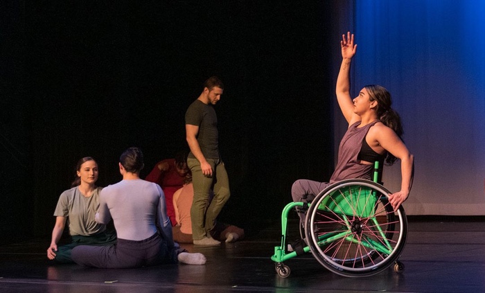 Dancing Wheels Pays Tribute to the ’80s at its Annual Gala