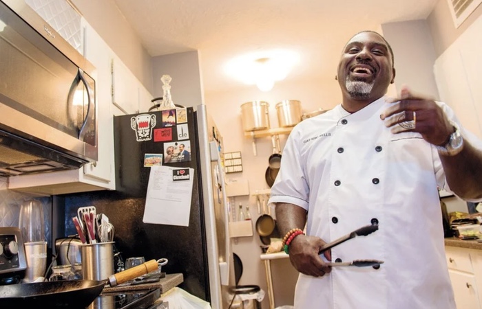 Chef Eric Wells Hosts CBG's Gourmets at the Garden